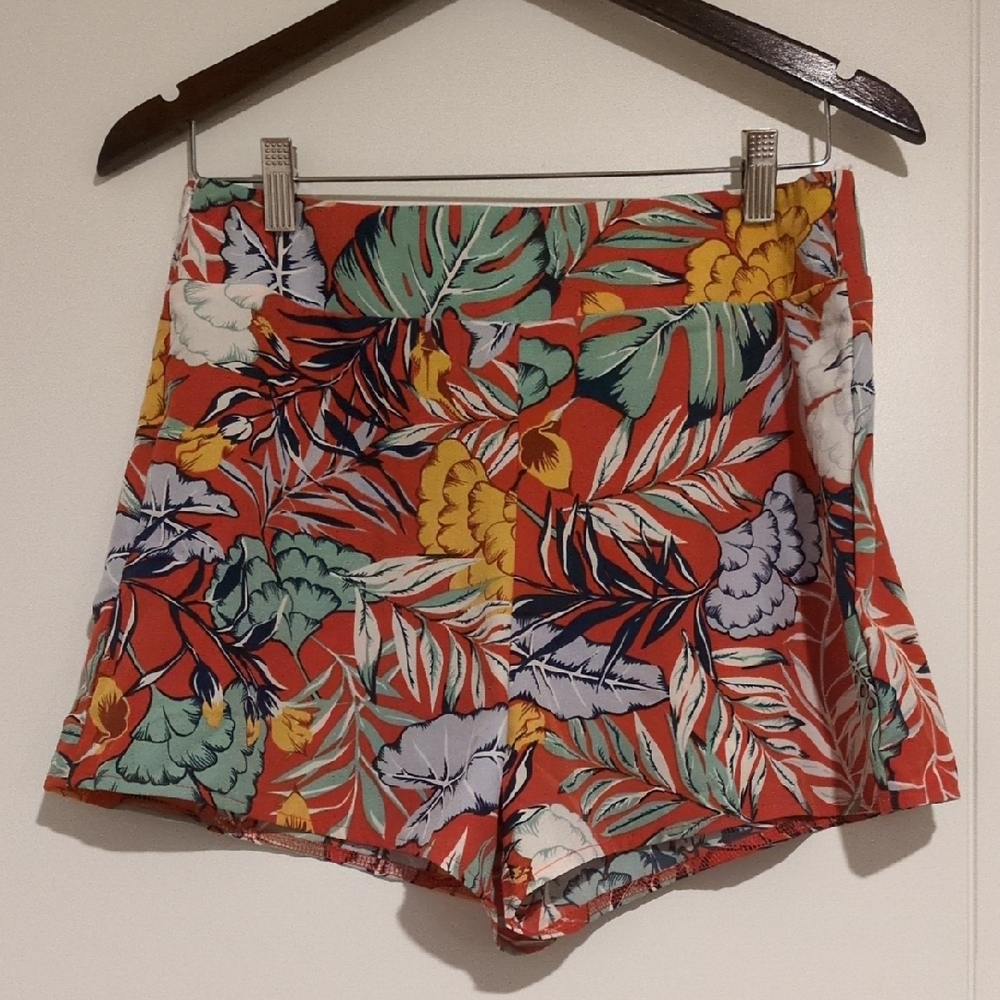 SHEIN Red Floral High Waist Women's Shorts
